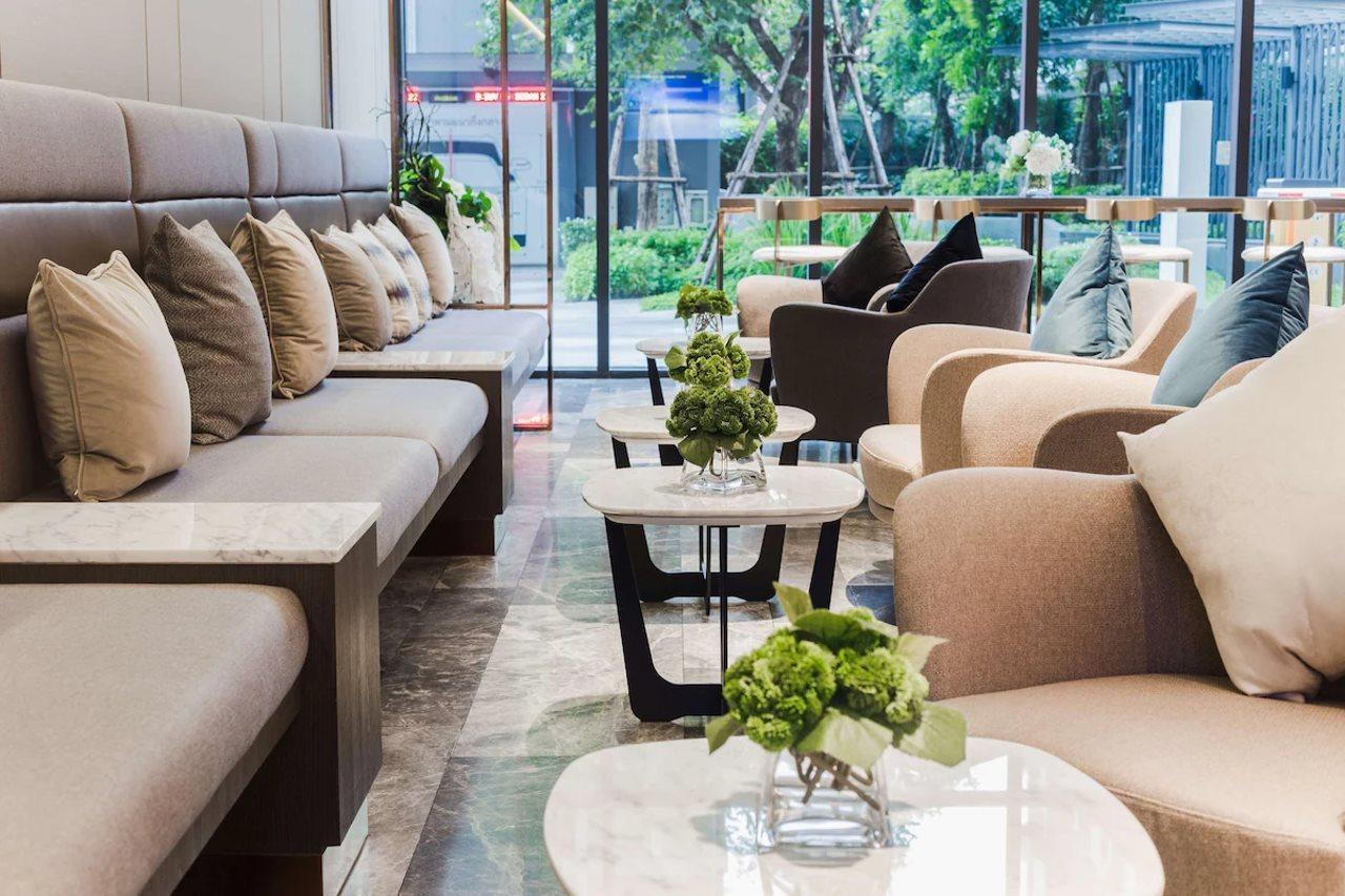 Отель Wyndham Queen Convention Centre Бангкок