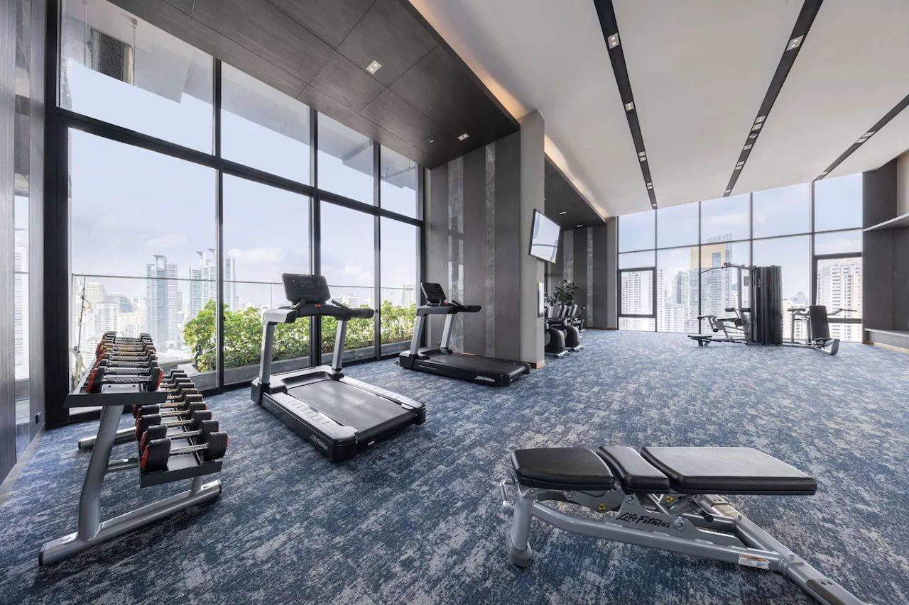 Wyndham Queen Convention Centre Отель 4*